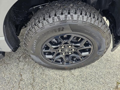 2025 Ford F-150 LARIAT 4WD SuperCrew 5.5' Box