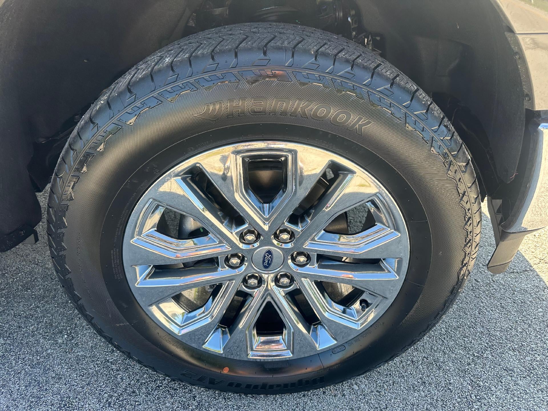 2026 Ford F-150 LARIAT 4WD SuperCrew 5.5' Box