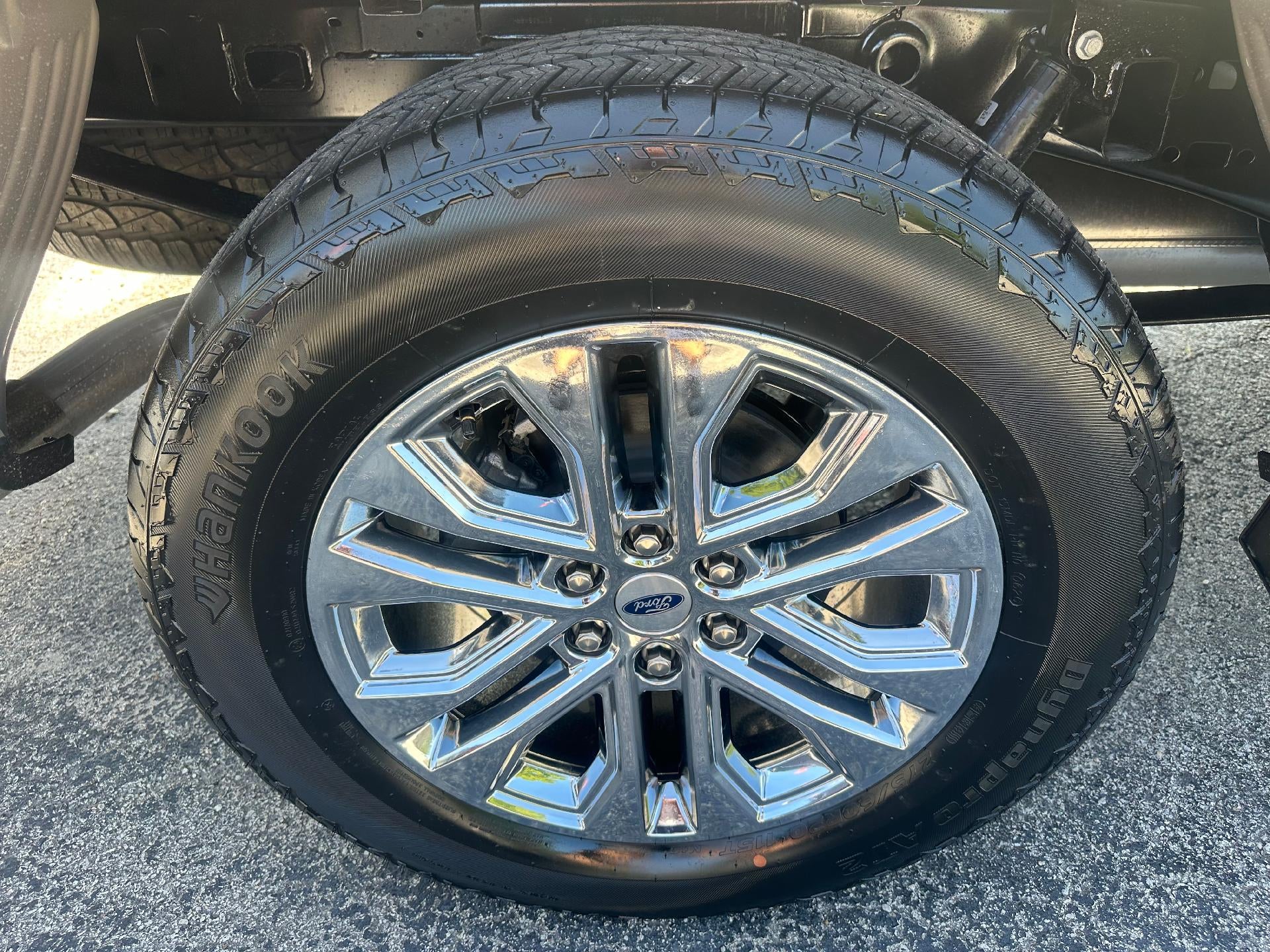 2026 Ford F-150 LARIAT 4WD SuperCrew 5.5' Box