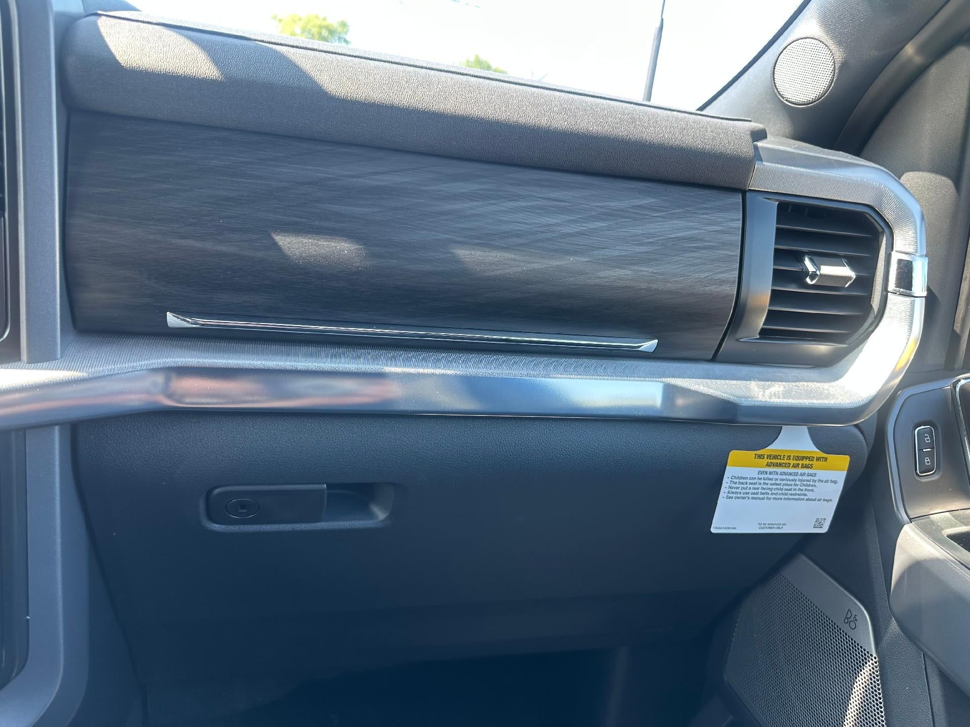 2026 Ford F-150 LARIAT 4WD SuperCrew 5.5' Box
