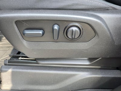 2022 Chevrolet Silverado 1500 LTD Crew Cab Short Box 4-Wheel Drive RST