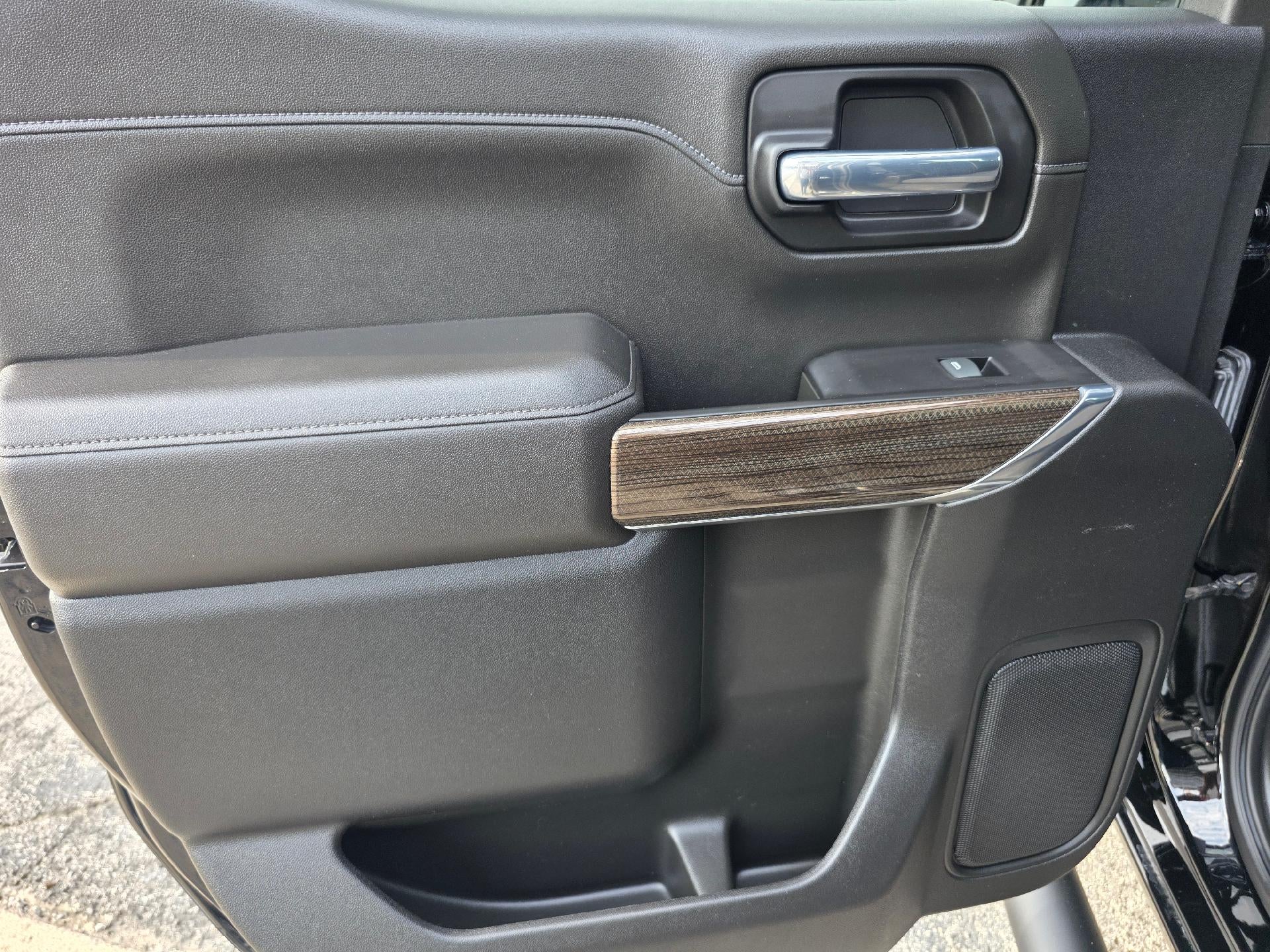 2022 Chevrolet Silverado 1500 LTD Crew Cab Short Box 4-Wheel Drive RST