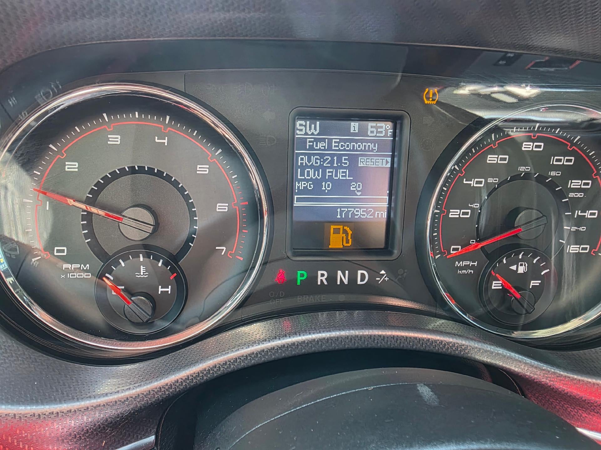 2011 Dodge Charger 4dr Sdn RT Max RWD