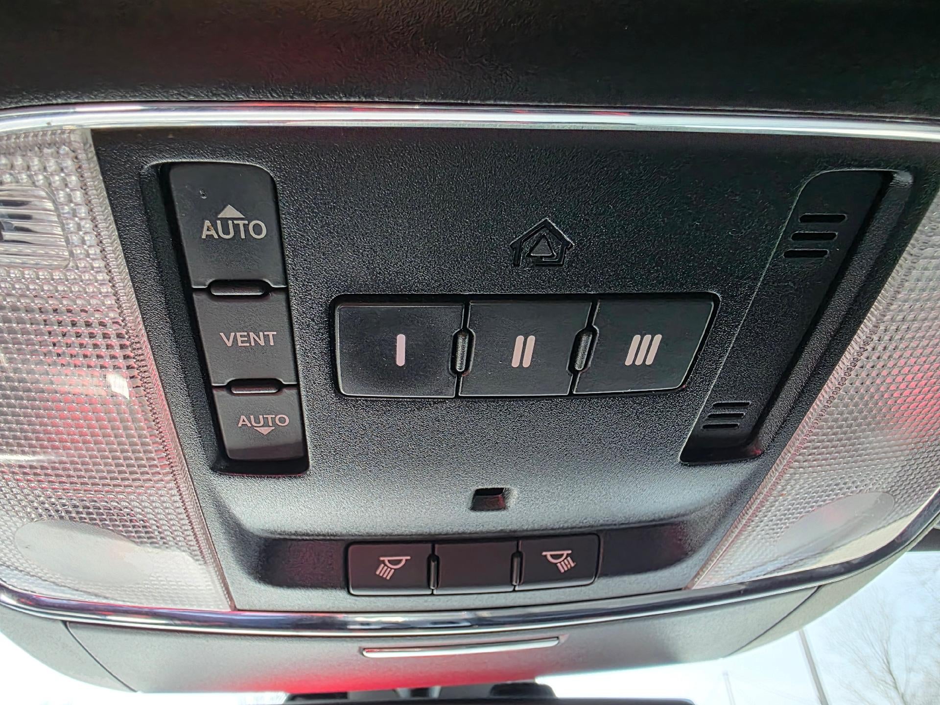 2011 Dodge Charger 4dr Sdn RT Max RWD