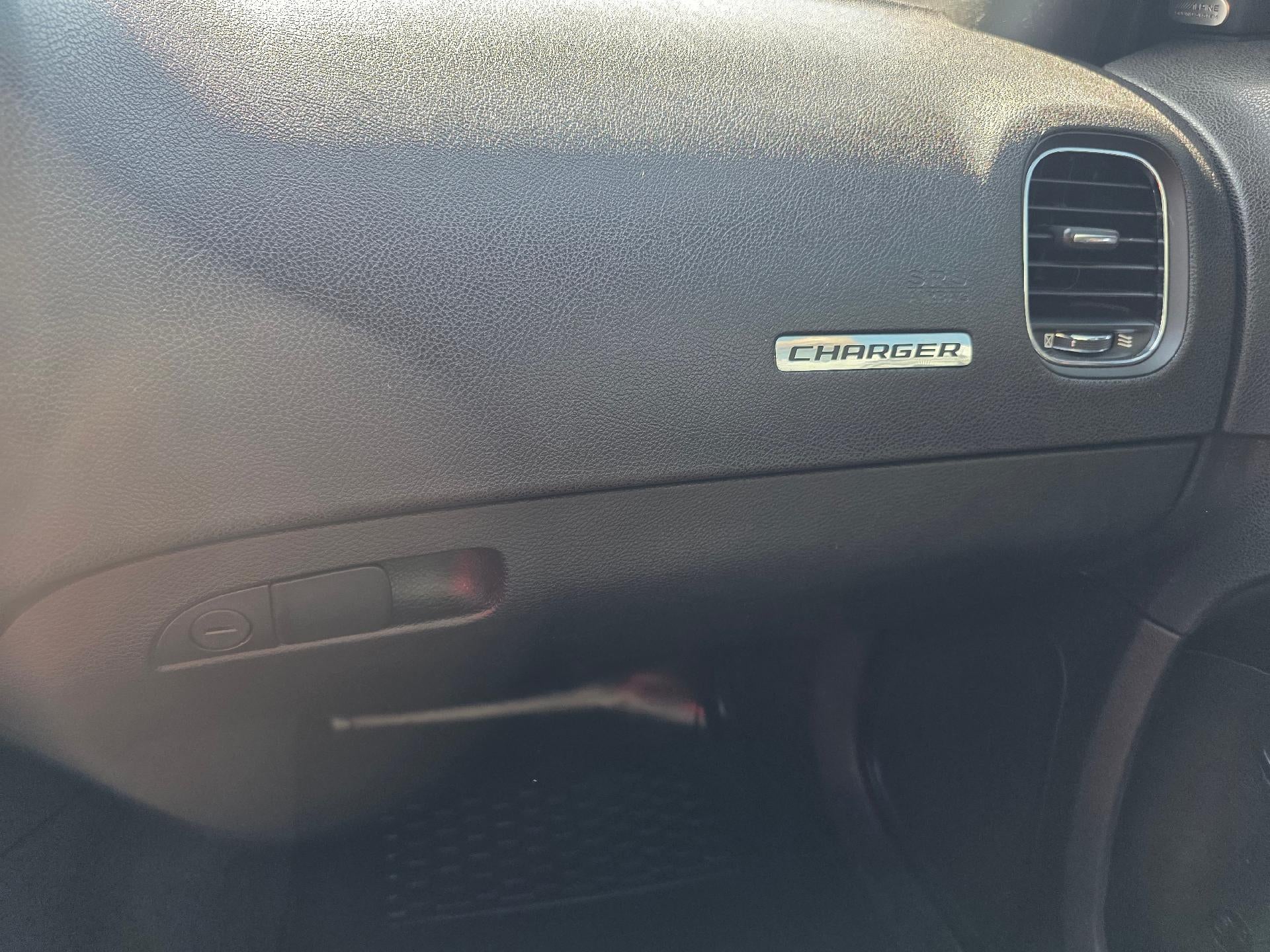 2011 Dodge Charger 4dr Sdn RT Max RWD