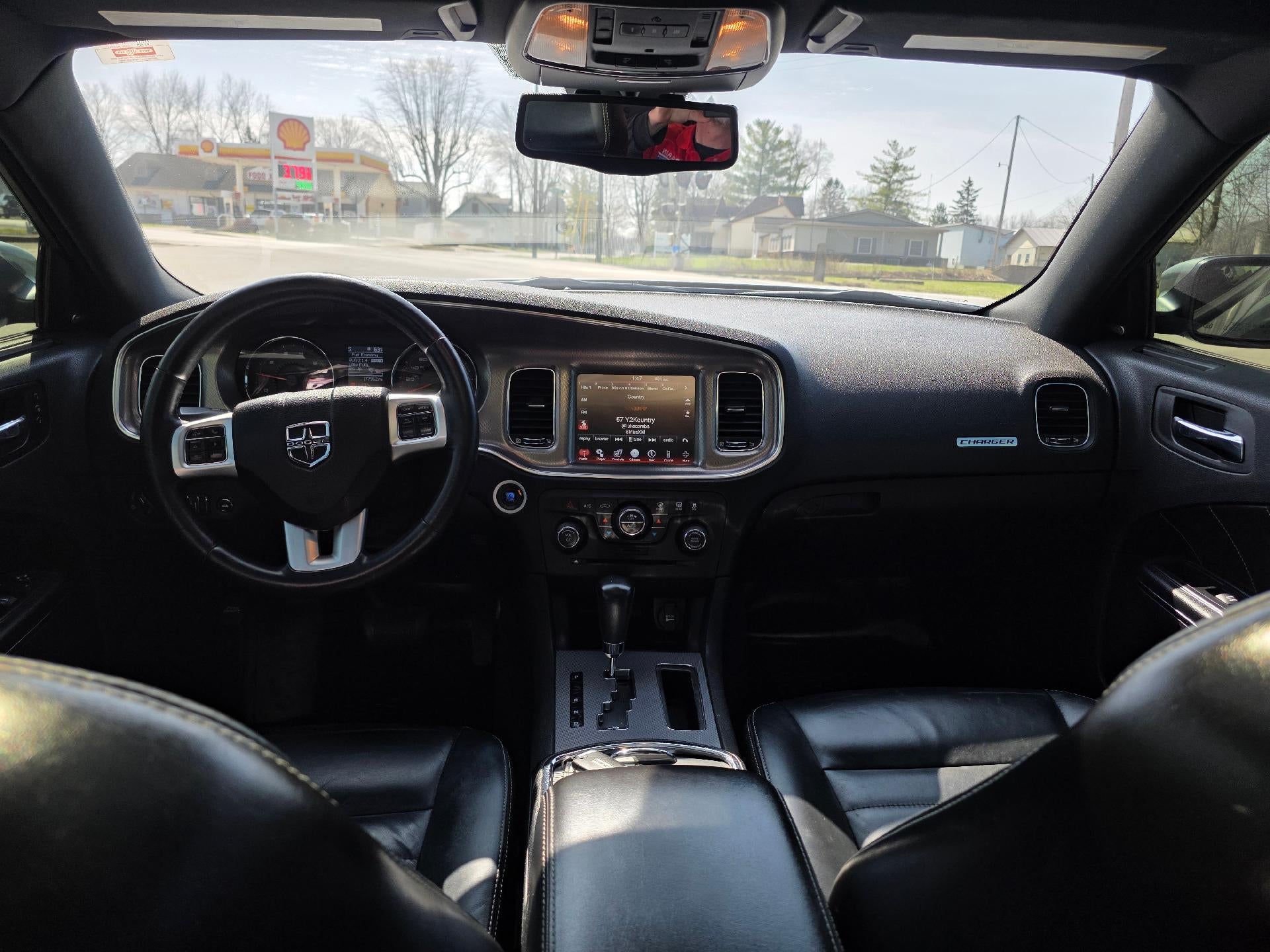 2011 Dodge Charger 4dr Sdn RT Max RWD