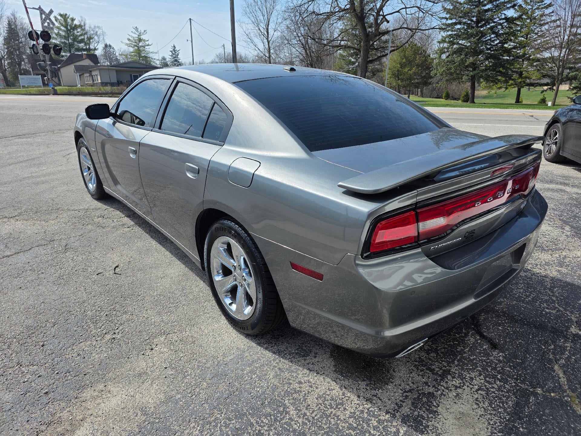 2011 Dodge Charger 4dr Sdn RT Max RWD