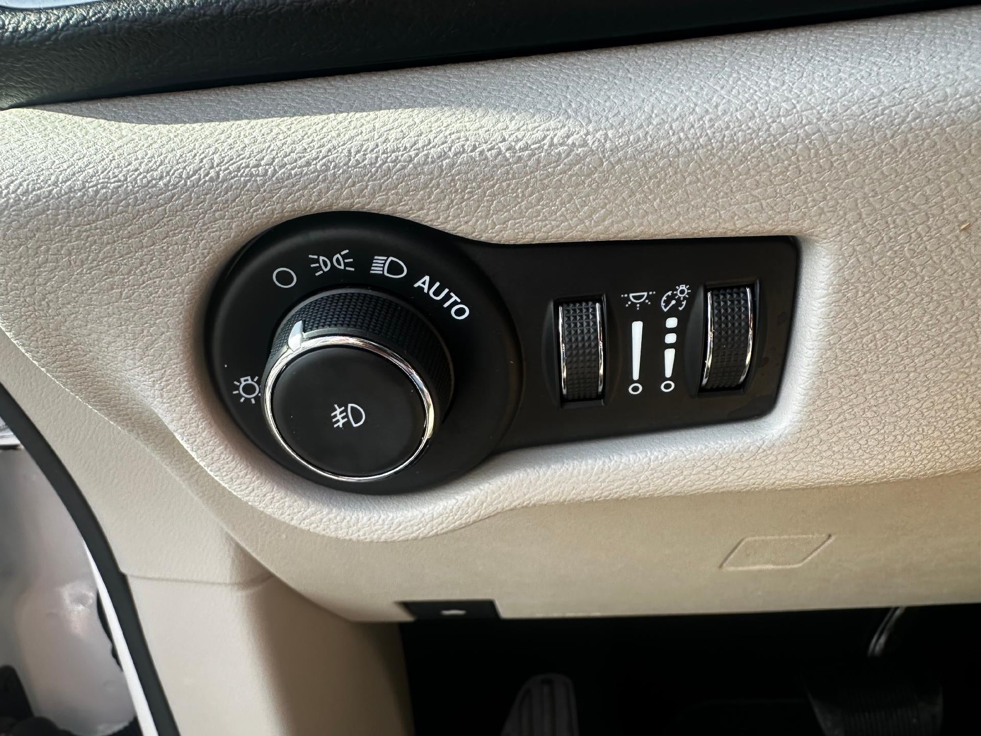 2022 Chrysler Pacifica Touring L FWD