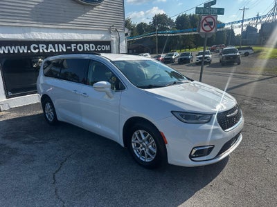 2022 Chrysler Pacifica Touring L FWD