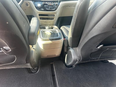 2022 Chrysler Pacifica Touring L FWD