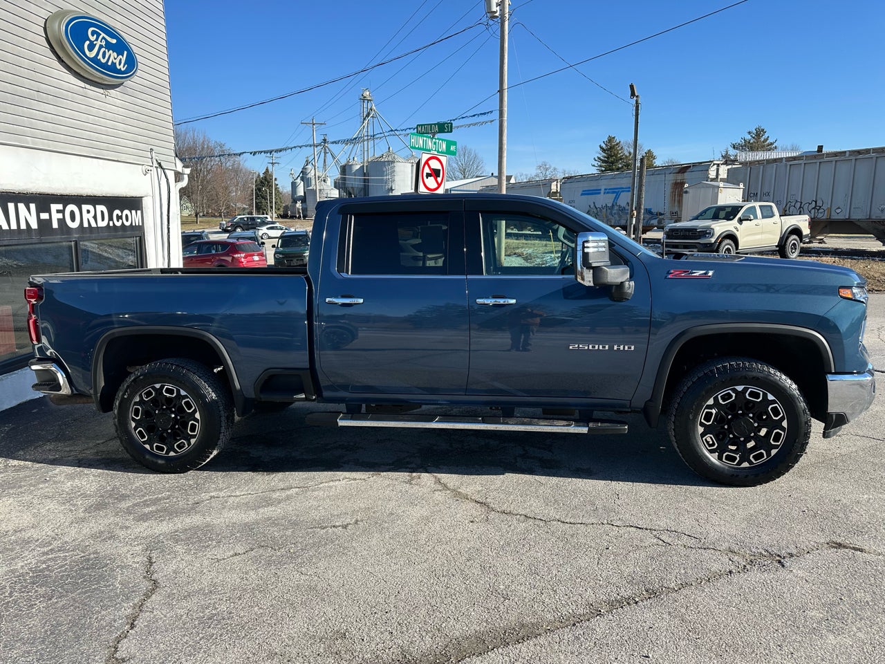 2024 Chevrolet Silverado 2500 HD Crew Cab Standard Box 4-Wheel Drive LTZ