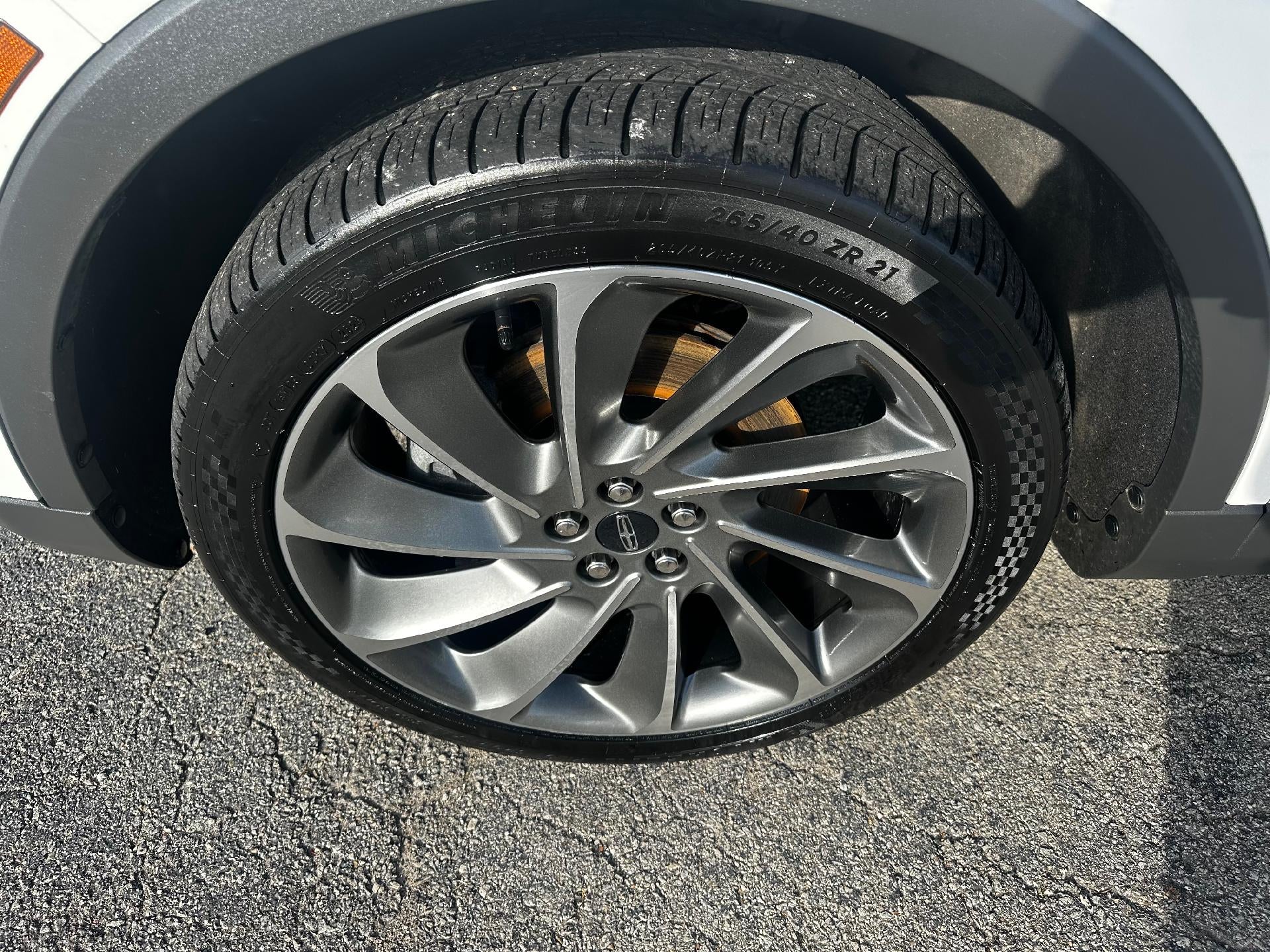 2020 Lincoln Nautilus Reserve AWD