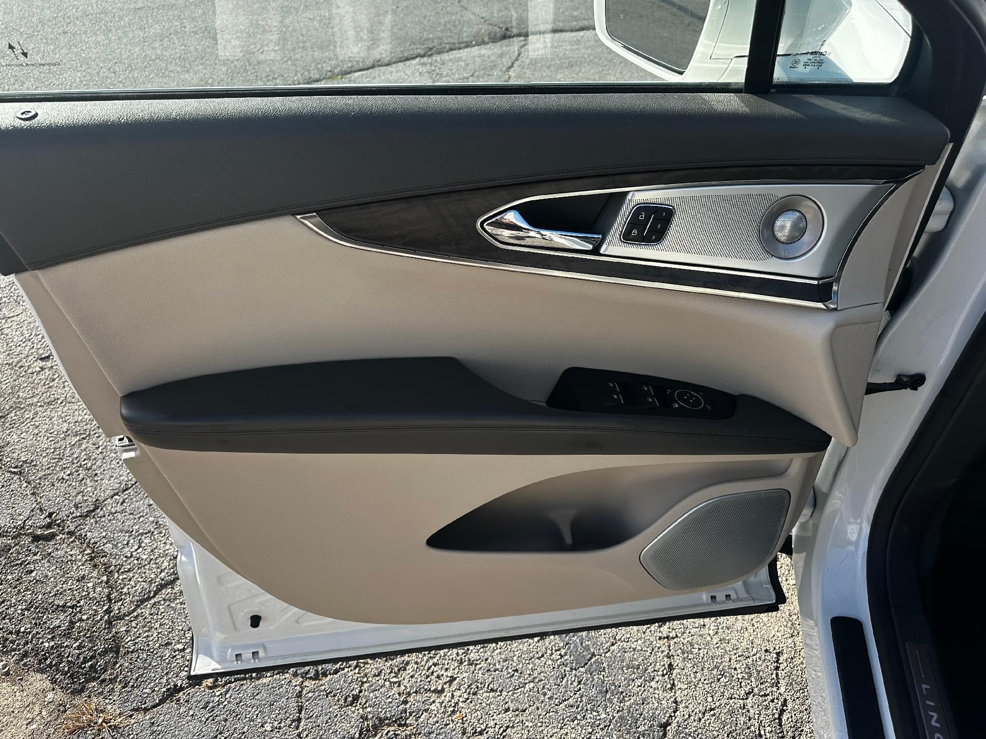 2020 Lincoln Nautilus Reserve AWD